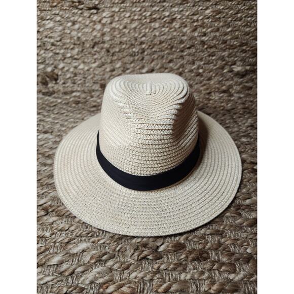 Women's Woven Straw Hat With Black Ribbon Bow Tie Beach Spring Summer - Picture 2 of 6